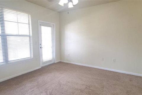 Condo in Davenport, Florida, 3 bedrooms  № 1525139 - photo 8