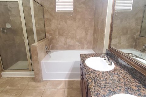 Condo in Davenport, Florida, 3 bedrooms  № 1525139 - photo 9