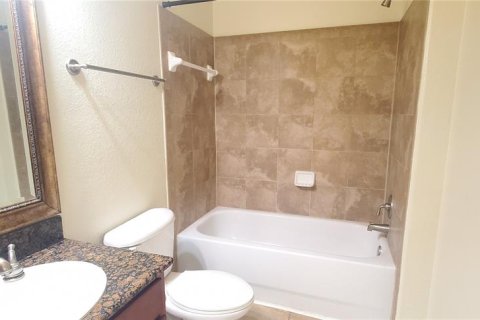 Condo in Davenport, Florida, 3 bedrooms  № 1525139 - photo 7
