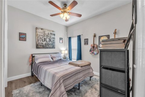 Casa en venta en Valrico, Florida, 4 dormitorios, 220.09 m2 № 2222778 - foto 27