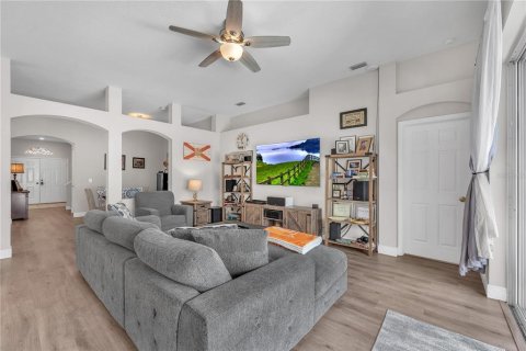Casa en venta en Valrico, Florida, 4 dormitorios, 220.09 m2 № 2222778 - foto 18