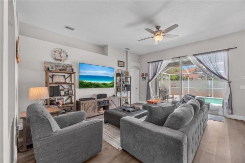 Casa en venta en Valrico, Florida, 4 dormitorios, 220.09 m2 № 2222778 - foto 16