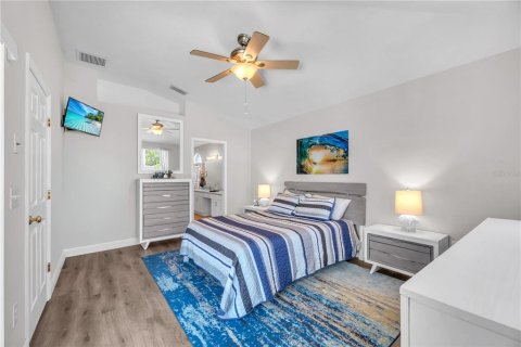 Casa en venta en Valrico, Florida, 4 dormitorios, 220.09 m2 № 2222778 - foto 25