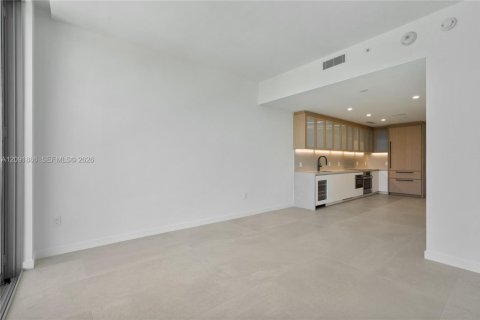 Copropriété à louer à Miami, Floride: 1 chambre, 80.27 m2 № 2385135 - photo 4