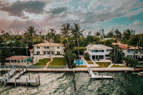Villa ou maison à louer à Miami Beach, Floride: 10 chambres, 869.57 m2 № 1927237 - photo 3