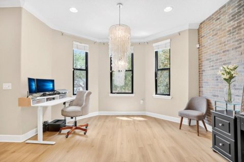 Adosado en venta en Orlando, Florida, 3 dormitorios, 202.62 m2 № 2102450 - foto 4