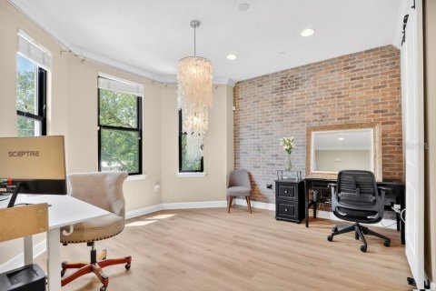 Adosado en venta en Orlando, Florida, 3 dormitorios, 202.62 m2 № 2102450 - foto 5