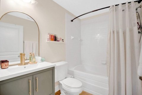 Adosado en venta en Orlando, Florida, 3 dormitorios, 202.62 m2 № 2102450 - foto 16