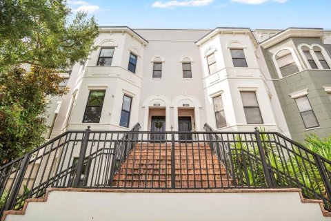 Adosado en venta en Orlando, Florida, 3 dormitorios, 202.62 m2 № 2102450 - foto 3