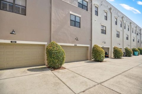 Adosado en venta en Orlando, Florida, 3 dormitorios, 202.62 m2 № 2102450 - foto 29