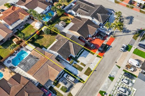 Купить виллу или дом в Майами, Флорида 3 спальни, 140м2, № 1996699 - фото 4