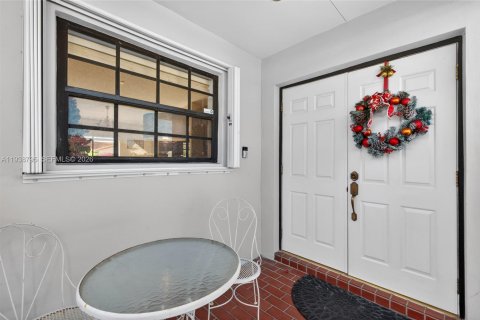 Купить виллу или дом в Майами, Флорида 3 спальни, 140м2, № 1996699 - фото 9