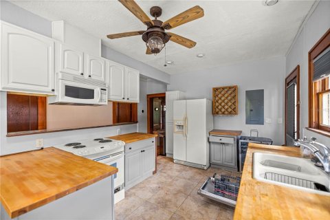 House in Ocala, Florida 1 bedroom, 115.94 sq.m. № 1903568 - photo 7