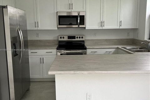 Townhouse in Miami, Florida 3 bedrooms, 124.02 sq.m. № 2052809 - photo 5