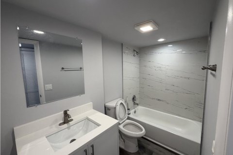 Copropriété à louer à Pompano Beach, Floride: 2 chambres, 78.5 m2 № 2250926 - photo 7