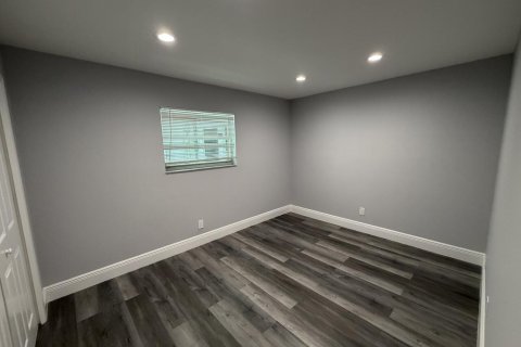 Copropriété à louer à Pompano Beach, Floride: 2 chambres, 78.5 m2 № 2250926 - photo 8