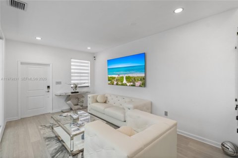 Touwnhouse à vendre à Homestead, Floride: 3 chambres, 157.47 m2 № 2175164 - photo 6