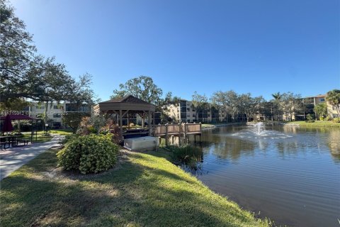 Condominio en venta en Bradenton, Florida, 2 dormitorios, 97.55 m2 № 1984923 - foto 23