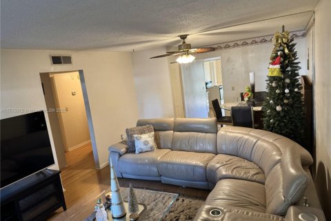 Condominio en venta en Bradenton, Florida, 2 dormitorios, 97.55 m2 № 1984923 - foto 5