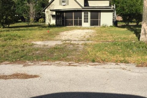 House in Edgewater, Florida 4 bedrooms, 207.36 sq.m. № 2104374 - photo 2