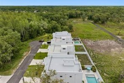 Terreno en venta en Tampa, Florida № 1915935 - foto 1