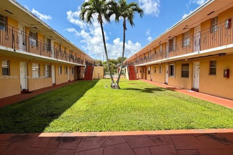 Снять в аренду кондоминиум в Майами, Флорида 1 спальня, 58.71м2, № 2046438 - фото 14