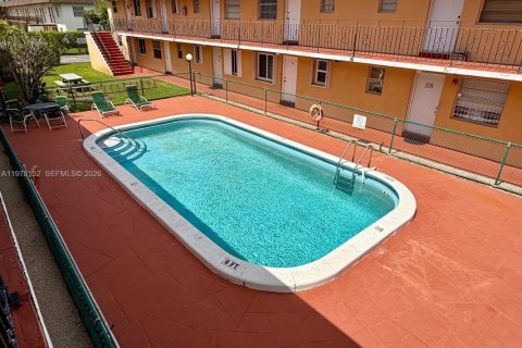 Снять в аренду кондоминиум в Майами, Флорида 1 спальня, 58.71м2, № 2046438 - фото 12