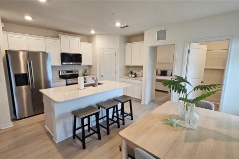 Adosado en venta en Venice, Florida, 4 dormitorios, 154.78 m2 № 2348040 - foto 3