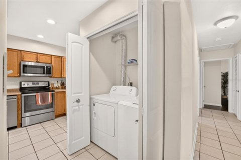 Casa en venta en Gainesville, Florida, 4 dormitorios, 175.21 m2 № 2387401 - foto 27