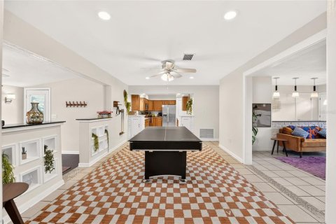 Casa en venta en Gainesville, Florida, 4 dormitorios, 175.21 m2 № 2387401 - foto 16