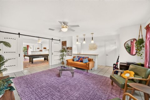 Casa en venta en Gainesville, Florida, 4 dormitorios, 175.21 m2 № 2387401 - foto 10