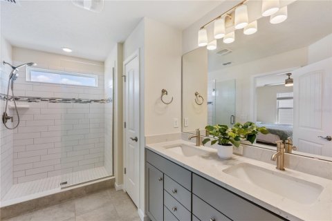 Casa en venta en Orlando, Florida, 3 dormitorios, 159.05 m2 № 1908657 - foto 13