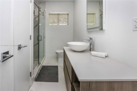 Casa en alquiler en North Miami, Florida, 3 dormitorios, 134.34 m2 № 1825680 - foto 27