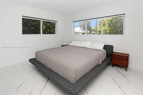 Casa en alquiler en North Miami, Florida, 3 dormitorios, 134.34 m2 № 1825680 - foto 22