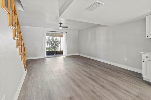 Touwnhouse à vendre à Sarasota, Floride: 2 chambres, 124.77 m2 № 1589706 - photo 5
