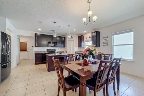 House in Groveland, Florida 4 bedrooms, 184.88 sq.m. № 2237429 - photo 20