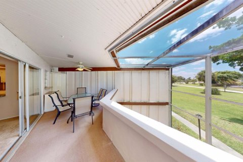 Copropriété à vendre à Royal Palm Beach, Floride: 2 chambres, 100.33 m2 № 2175334 - photo 7