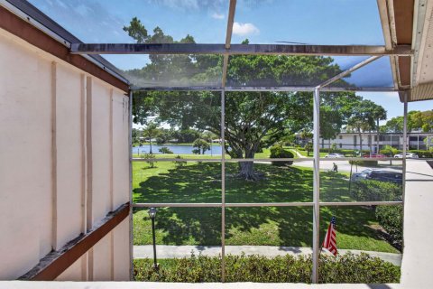 Copropriété à vendre à Royal Palm Beach, Floride: 2 chambres, 100.33 m2 № 2175334 - photo 4