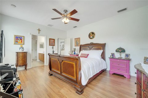 House in Winter Garden, Florida 3 bedrooms, 153.29 sq.m. № 1679315 - photo 24