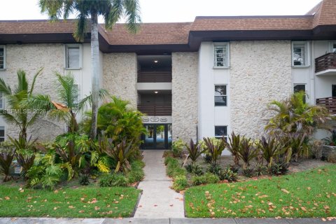 Condominio en venta en Miami, Florida, 1 dormitorio, 61.78 m2 № 2052657 - foto 24