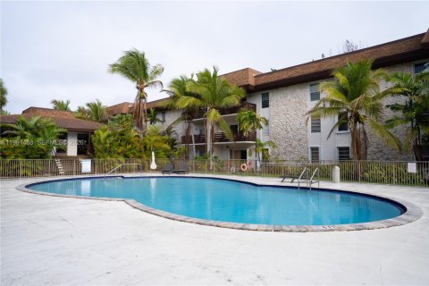 Condominio en venta en Miami, Florida, 1 dormitorio, 61.78 m2 № 2052657 - foto 18