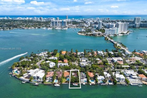 Terreno en venta en Miami Beach, Florida № 1981909 - foto 6