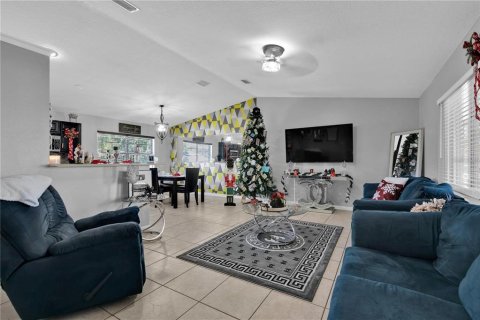 Casa en venta en Titusville, Florida, 4 dormitorios, 206.8 m2 № 1900076 - foto 8