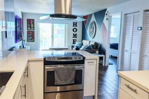 Apartment in Miami Beach, Florida 1 bedroom, 74.32 sq.m. № 1955469 - photo 4