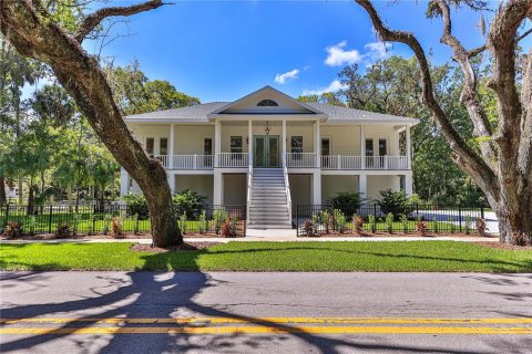 House in Crystal River, Florida 3 bedrooms, 156.08 sq.m. № 1910700 - photo 15