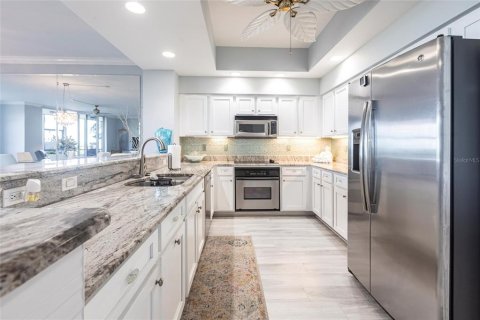 Condo in Punta Gorda, Florida, 3 bedrooms  № 1740761 - photo 12