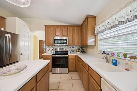 House in Orlando, Florida 4 bedrooms, 189.43 sq.m. № 2290949 - photo 15