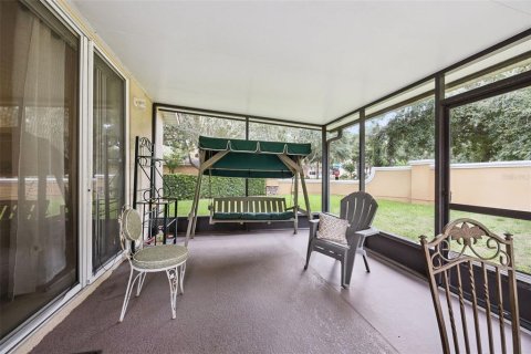 House in Orlando, Florida 4 bedrooms, 189.43 sq.m. № 2290949 - photo 24