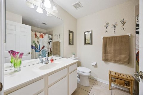 House in Orlando, Florida 4 bedrooms, 189.43 sq.m. № 2290949 - photo 21