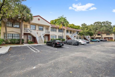 Copropriété à vendre à Coral Springs, Floride: 2 chambres, 79.9 m2 № 2005889 - photo 14